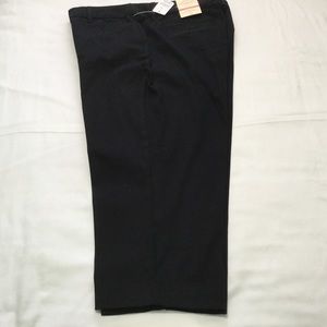 St. John’s Bay Classic Fit Capris